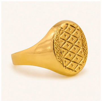 Regal Oval 22k Gold Ring