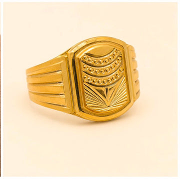 The Paramount 22k Gold Ring