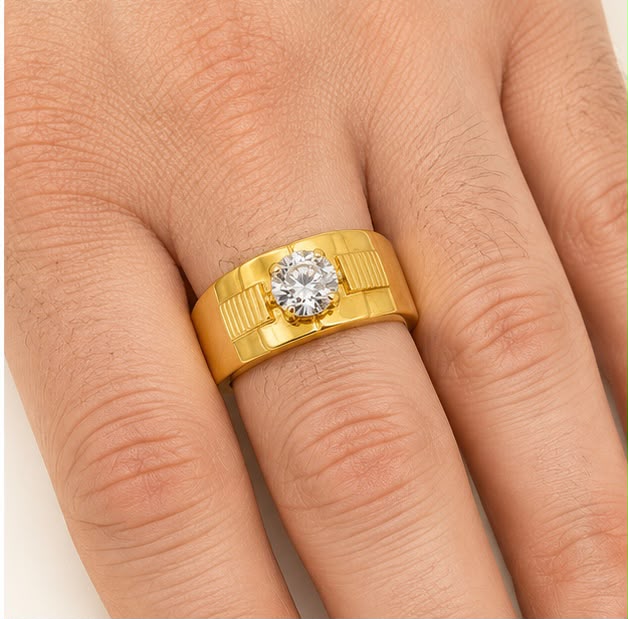 Apex Band Style 22k Gold Ring