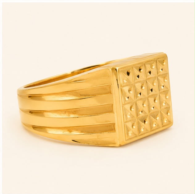Grid Pattern 22k Gold Ring