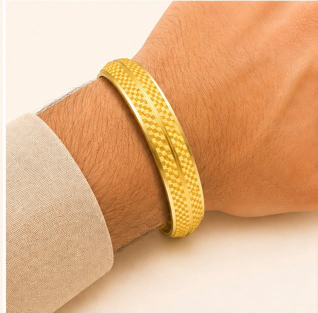 Checker Pattern 22k Gold Kada