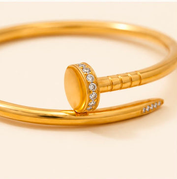 Elegant Cuff 22K Gold Bracelet