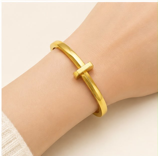 Juste un Clou-Inspired 22k Gold Bracelet