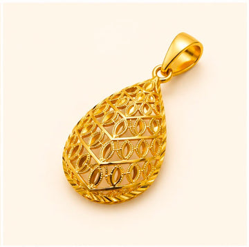 Elegant Weave 22K Gold Pendant