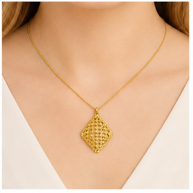 Modern Lattice 22K Gold Pendan