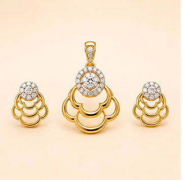 Diamond Bloom Pendant Set