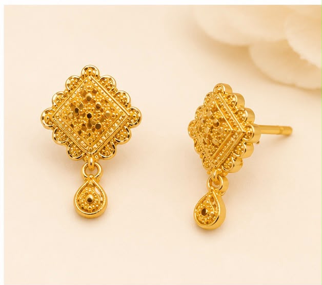 22K Gold Designer Pendant Set