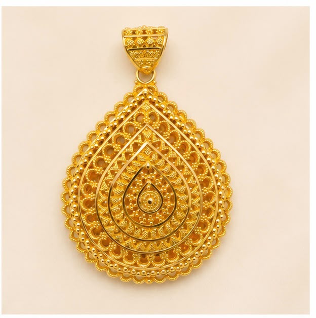 22K Gold Royal Pendant Set