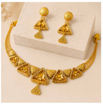 22K Gold Triangle Floral Necklace Set