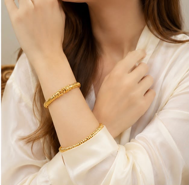 22K Gold Lion Head Bangles