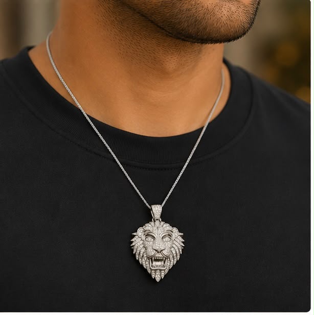 Lion Head Silver Pendant