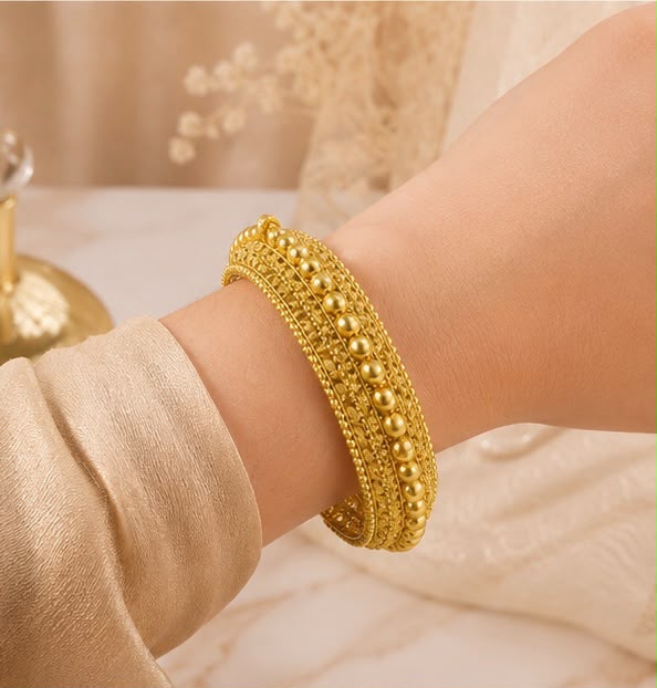 Antique 22k Gold Women Bangle Set