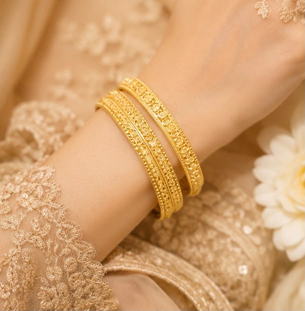 Mesmerizing 22k Gold Women Bangle Set