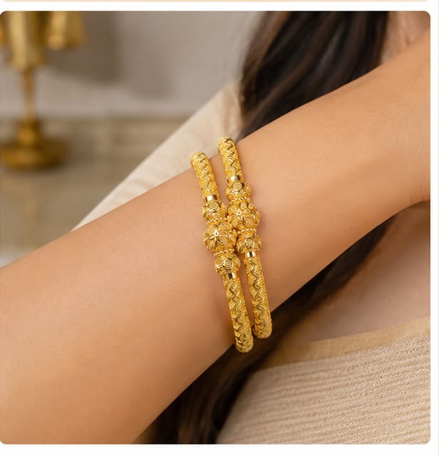 22K Gold Antique Style Bangles