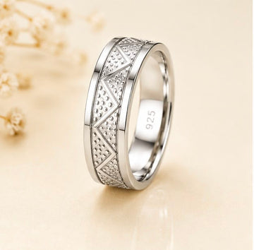 Artisan Edge Silver Ring 925 Sterling