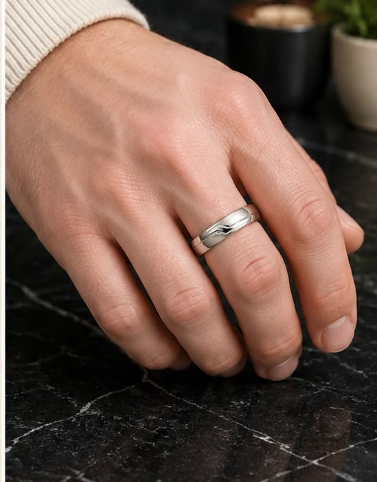 Modern Edge Band 925 Sterling