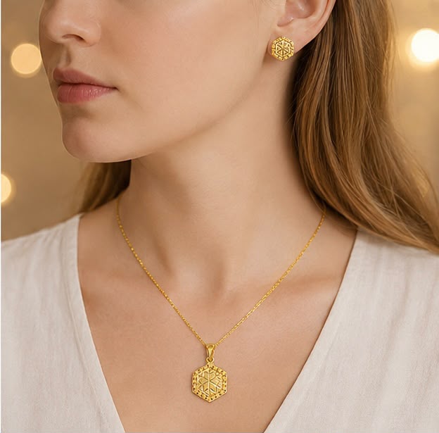 22K Gold Modern Mosaic Pendant Set
