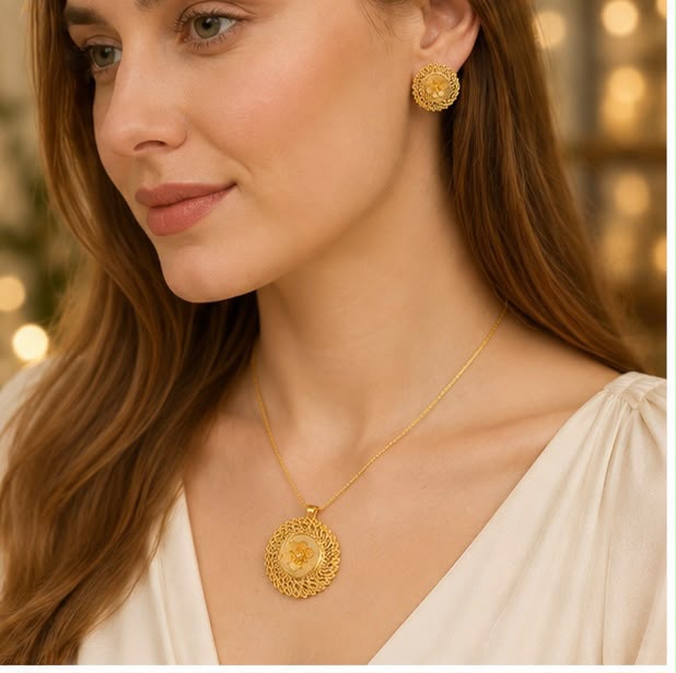 22K Gold Turkish Ornate Pendant Set