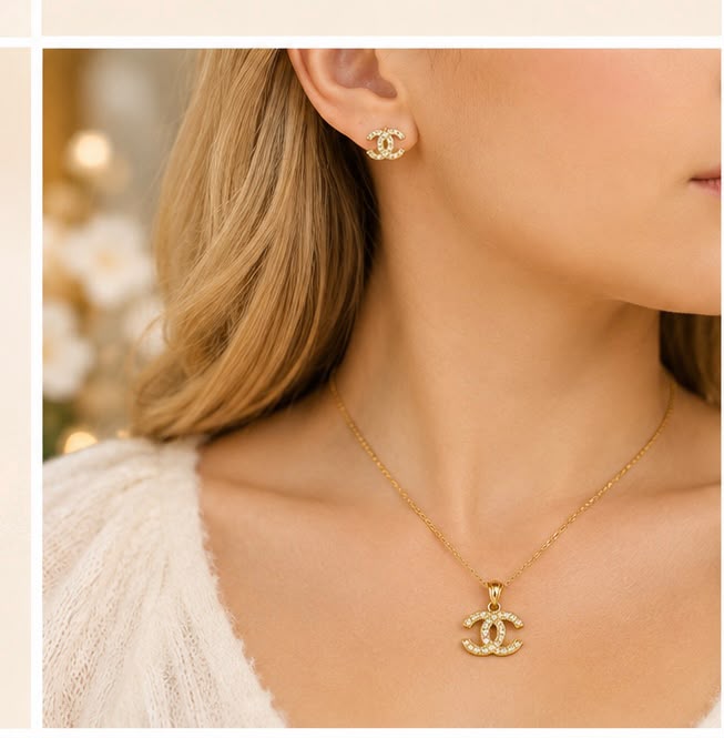 Everyday Chanel 22k Gold Pendant Set