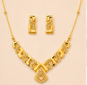 Fancy 22K Gold Necklace Set