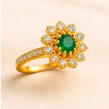 Beautiful Emerald 22k Gold Ring
