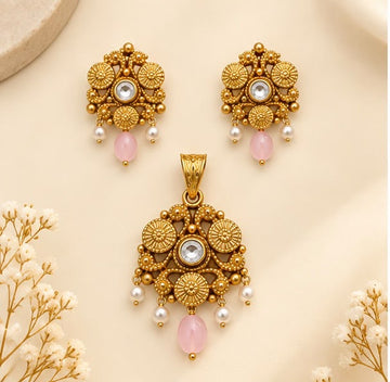 Serene Designer 22k Gold Pendant Set