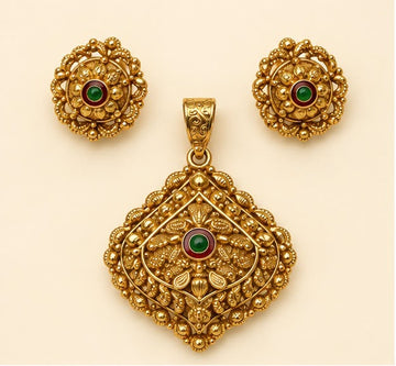Classical 22k Gold Pendant set
