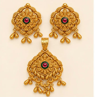 Golden Whisper Pendant Set 22k Gold