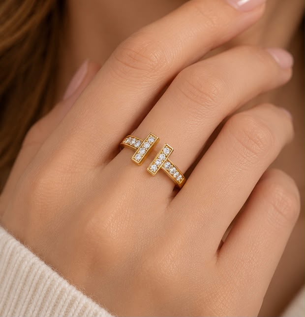 Twin Bar Sparkle 22K Gold Ring