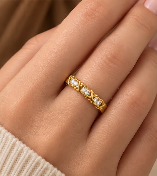 Luxe X-Knot 22K Gold Ring